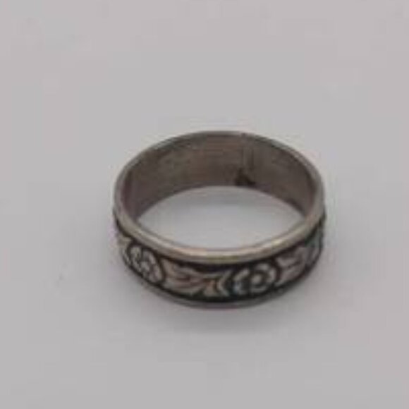 Sterling Silver Floral Flower Vintage Ring Size 5 - Picture 1 of 1
